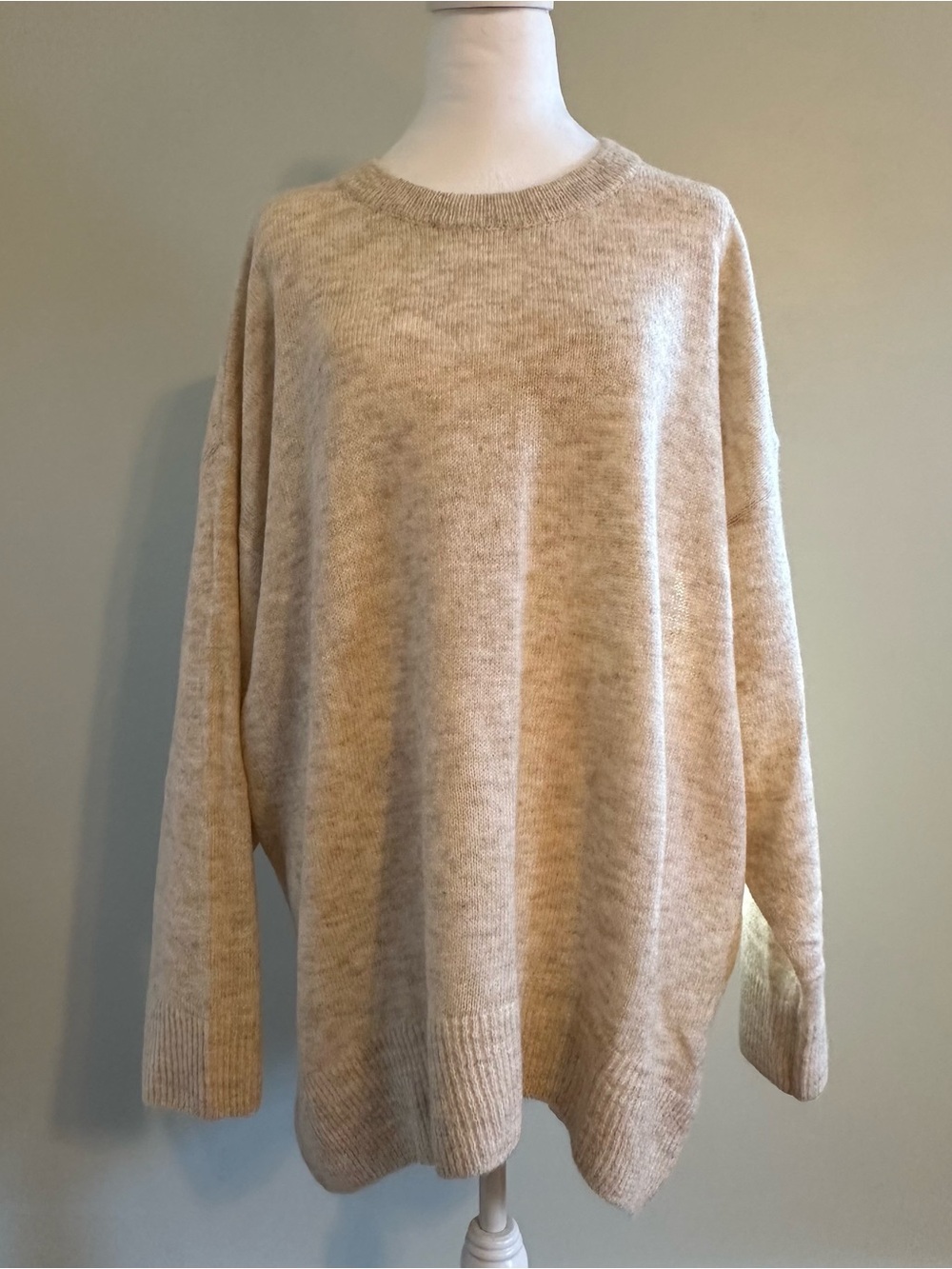 Cozy Neutral Old Navy Crewneck Oversized Sweater - Cream